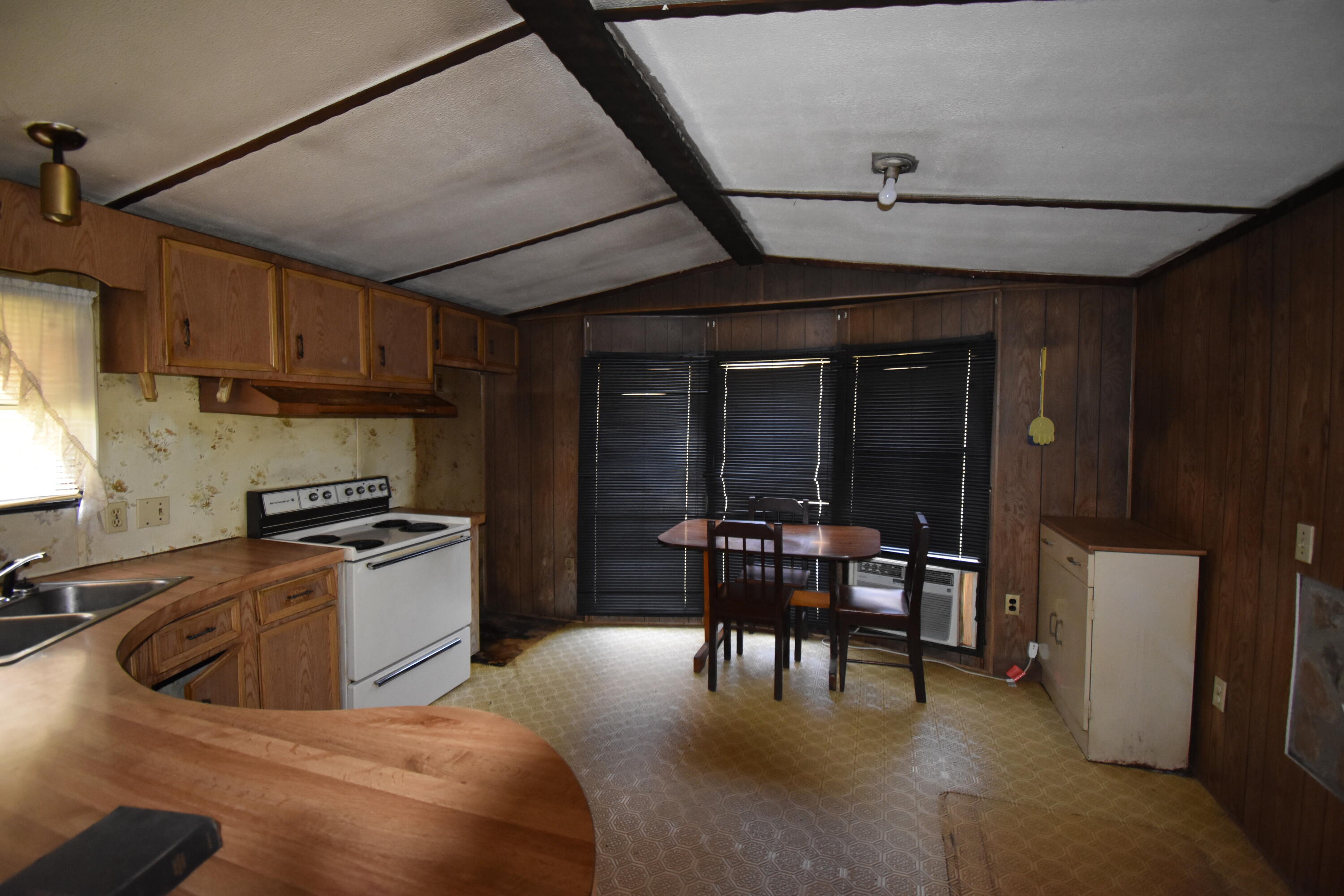 203 Marble Hall Road Rogersville, TN 37857 - Photo 5 of 18 DSC_0946