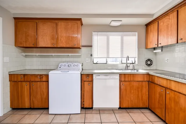 $650,000 | 38 Bradford Road, Framingham, MA 01701