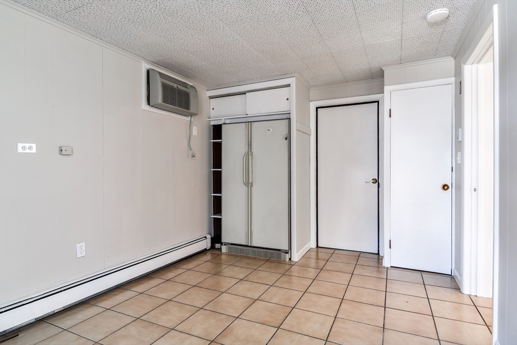 38 Bradford Road Framingham, MA 01701 - Photo 14 of 40