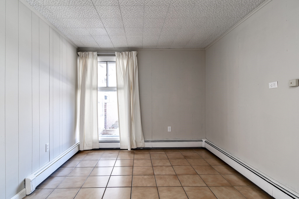 38 Bradford Road Framingham, MA 01701 - Photo 15 of 40