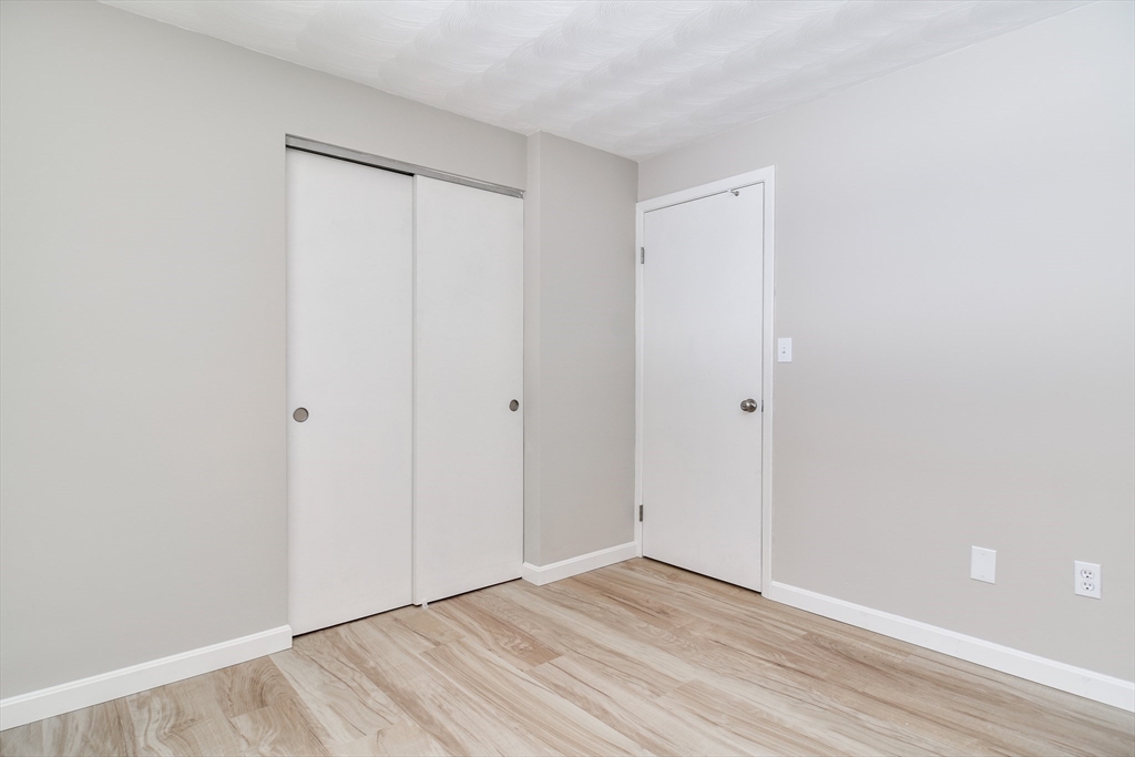 38 Bradford Road Framingham, MA 01701 - Photo 24 of 40