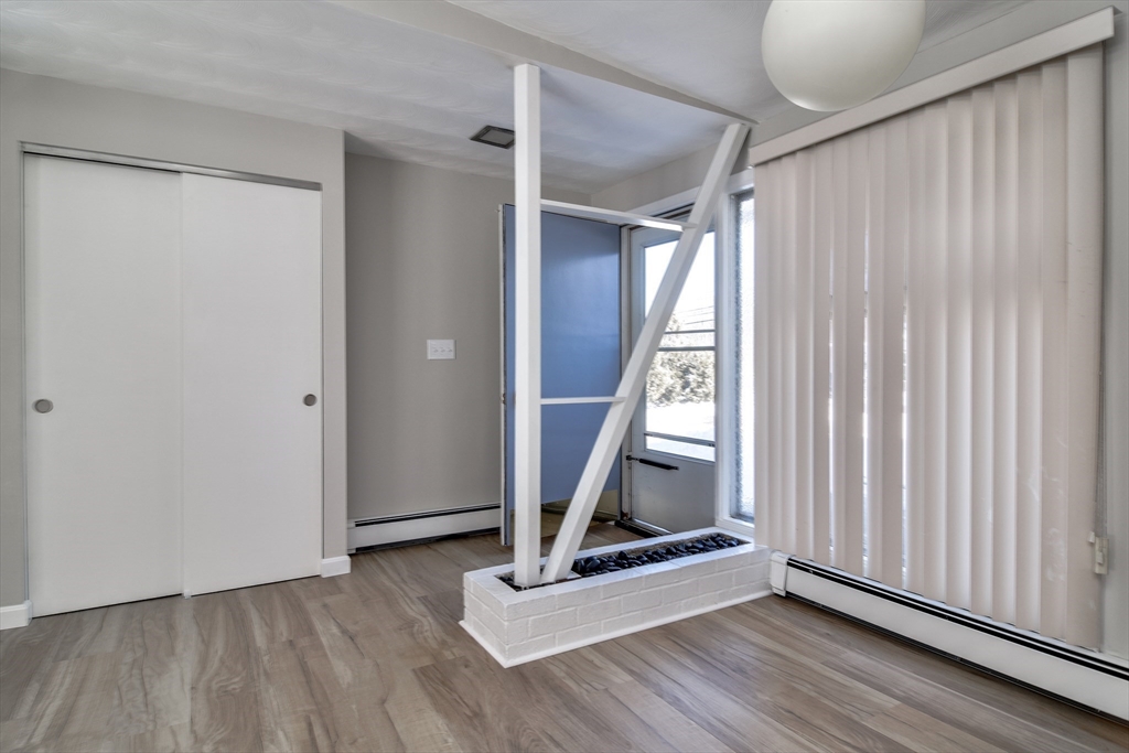 38 Bradford Road Framingham, MA 01701 - Photo 6 of 40