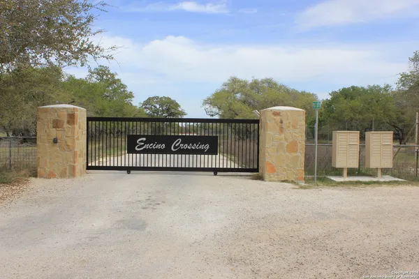 $249,000 | 818 Encino Way, Natalia, TX 78059