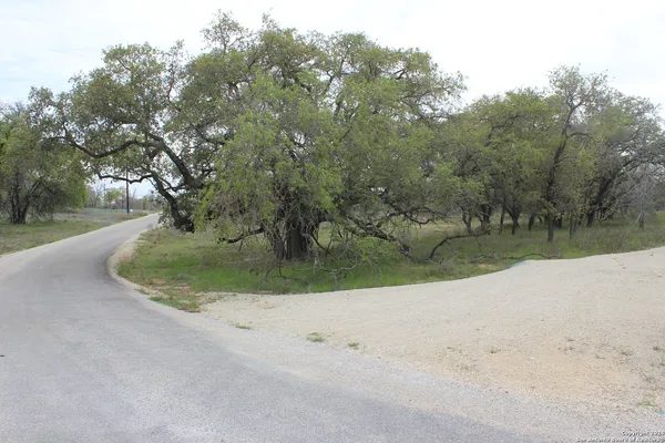 $249,000 | 818 Encino Way, Natalia, TX 78059