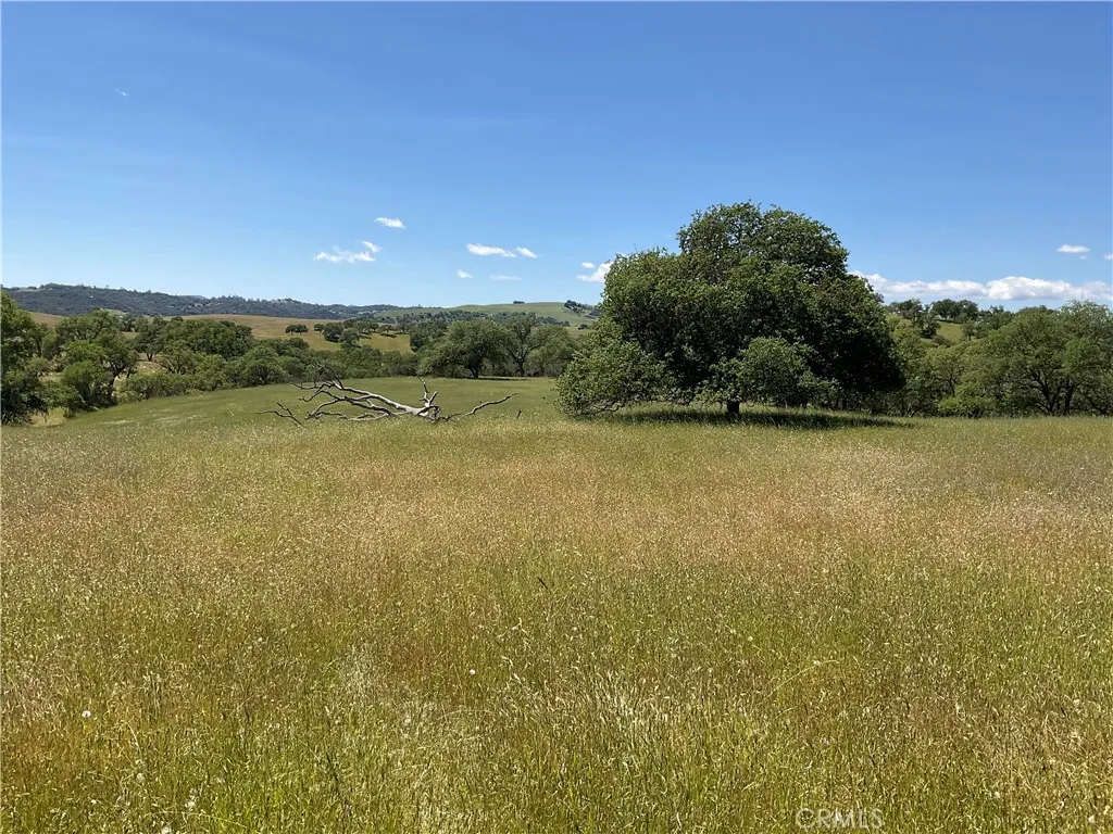 2 Interlake Road Bradley, CA 93426 - Photo 11 of 20 a view of an ocean and beach