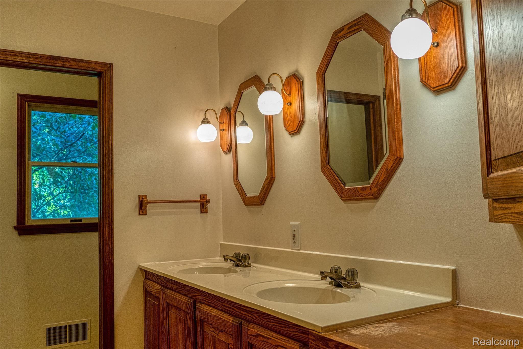 4745 Birch Run Road Millington, MI 48746 - Photo 18 of 26 Bathroom.jpg