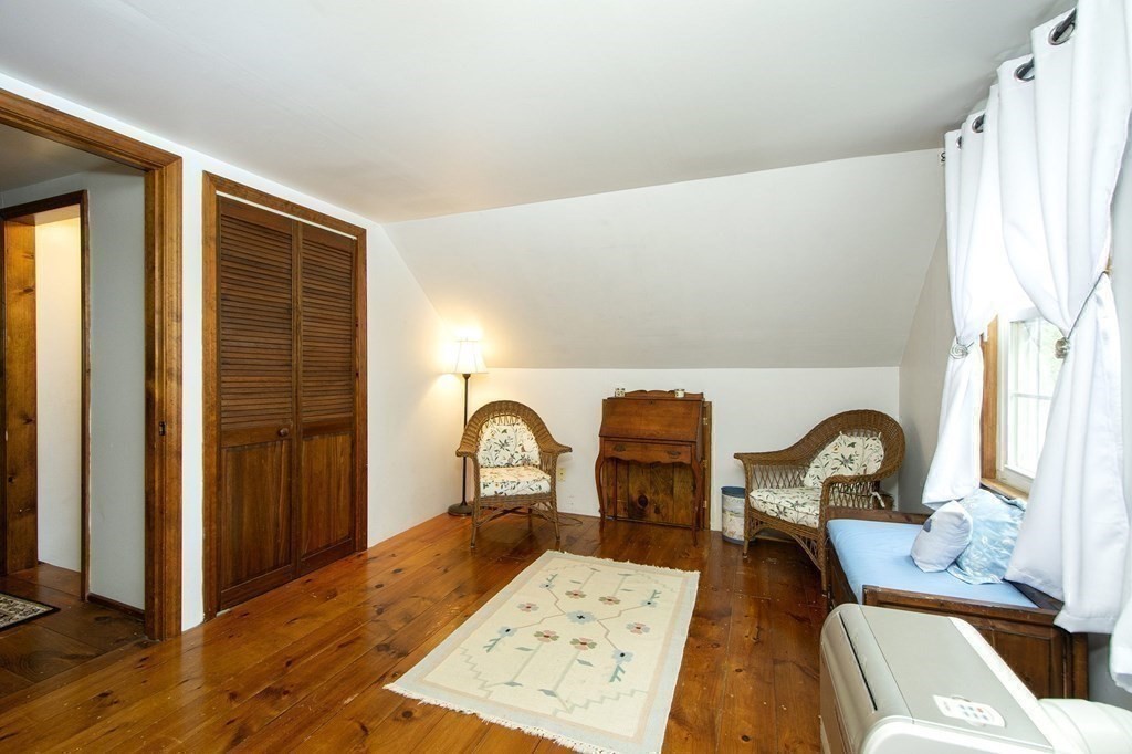 494 Wareham Street Middleboro, MA 02346 - Photo 18 of 29