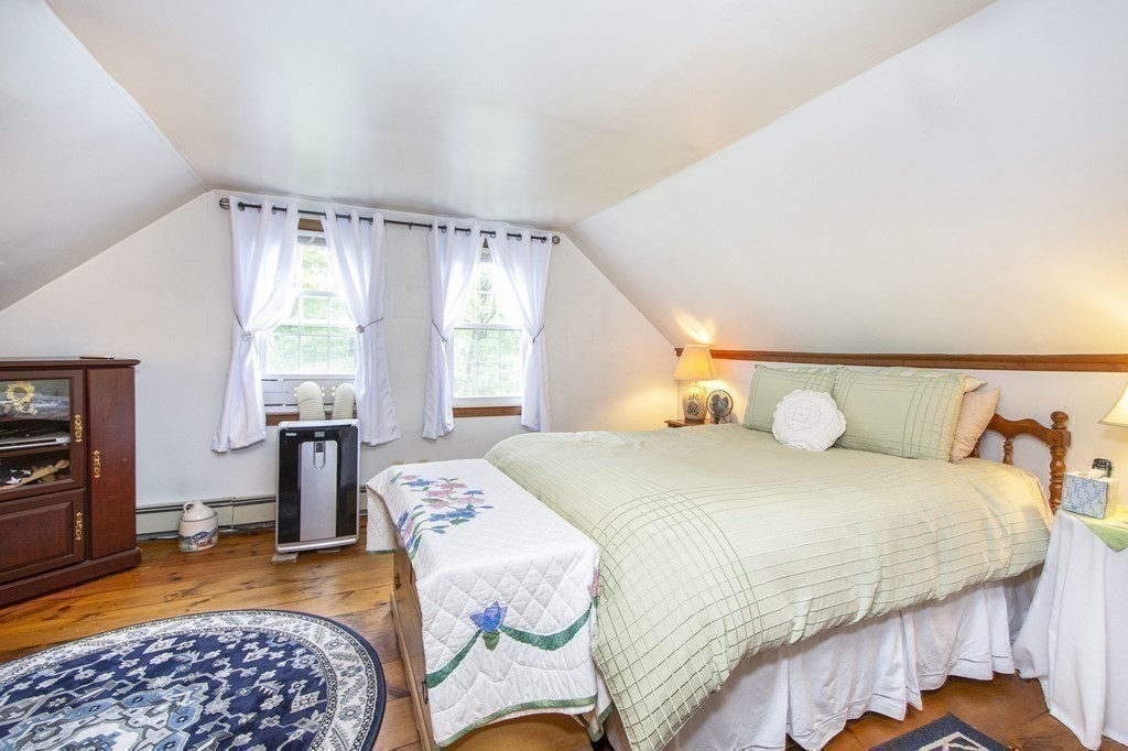 494 Wareham Street Middleboro, MA 02346 - Photo 19 of 29