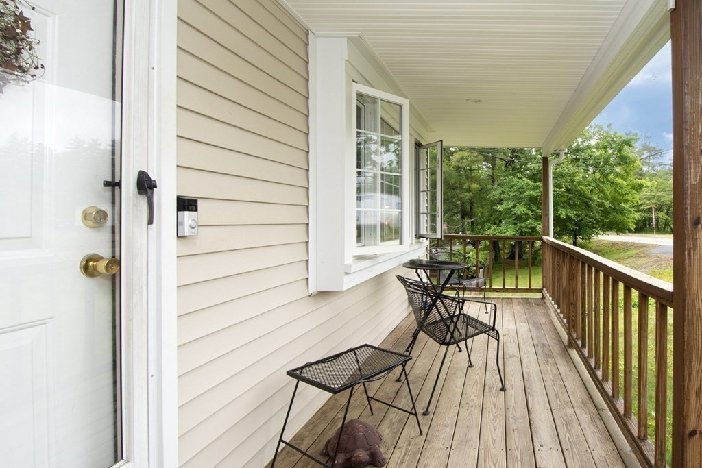 494 Wareham Street Middleboro, MA 02346 - Photo 4 of 29