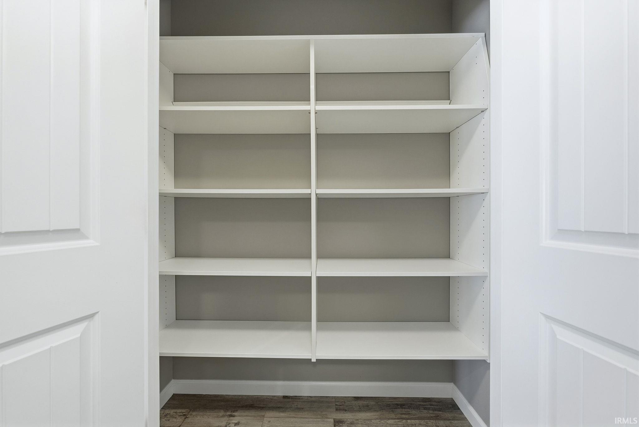 1350 Zenos Boulevard Fort Wayne, IN 46818 - Photo 10 of 36