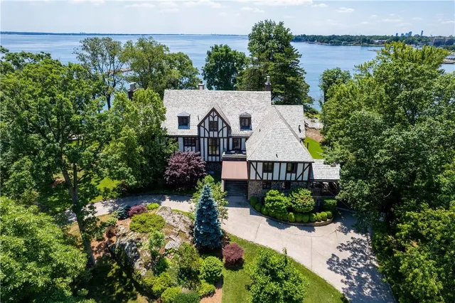 $8,600,000 | 6 Shore Road, Rye, NY 10580
