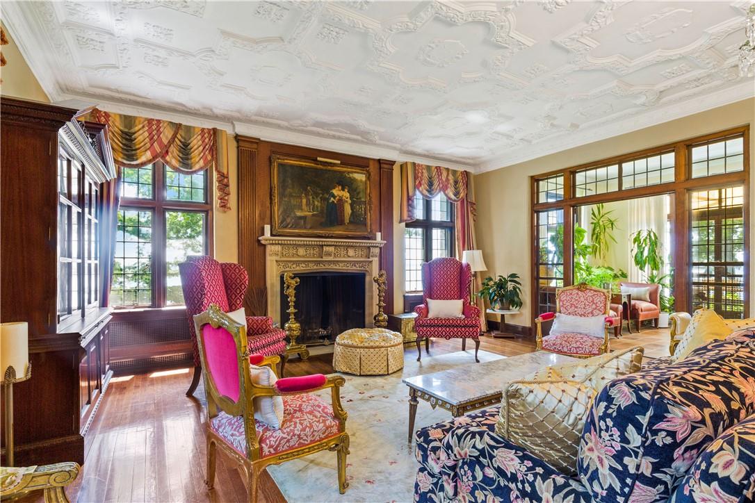 6 Shore Road Rye, NY 10580 - Photo 11 of 36 Living Room