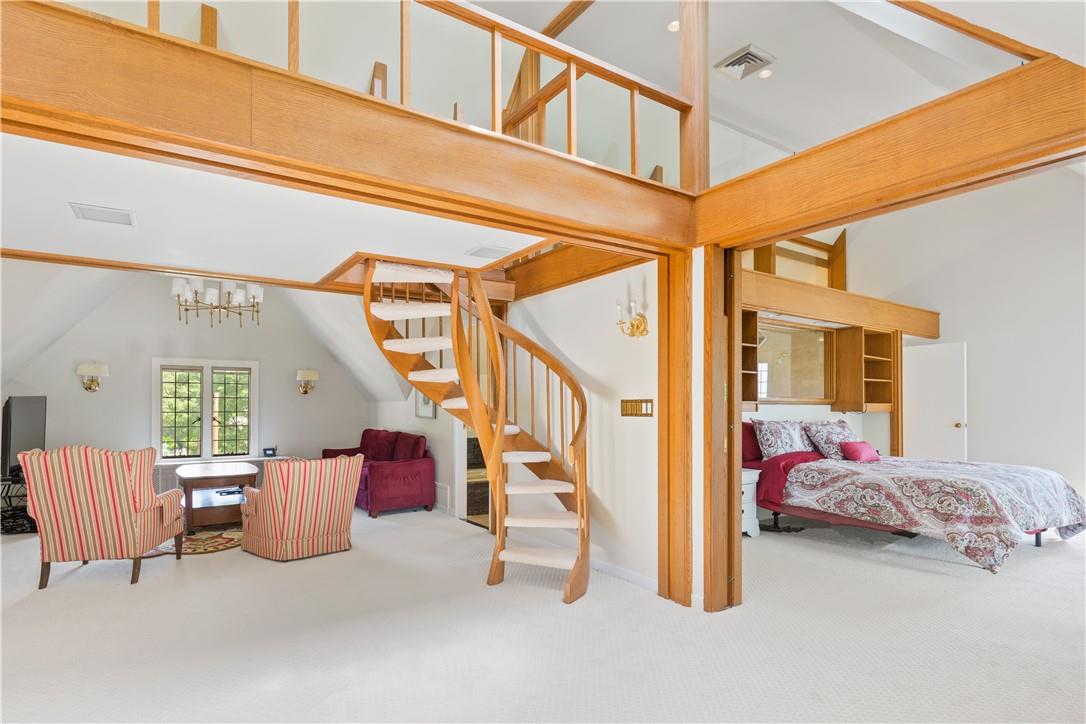 6 Shore Road Rye, NY 10580 - Photo 26 of 36 3rd floor Quarters featuring Sitting Room/fireplace, Bedroom, Loft, Eat-In Kitchen, Bath and large Walk-In Closet