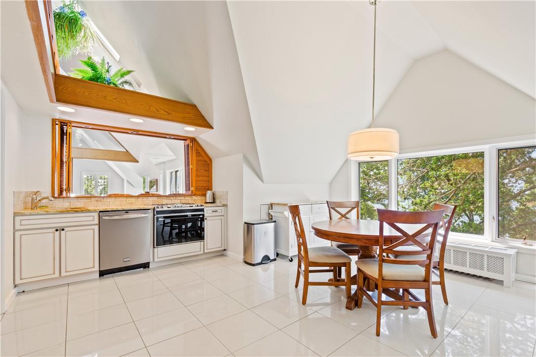 6 Shore Road Rye, NY 10580 - Photo 28 of 36 3rd Floor Eat-In Kitchen