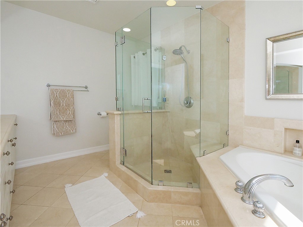 300 16th Street Manhattan Beach, CA 90266 - Photo 31 of 38