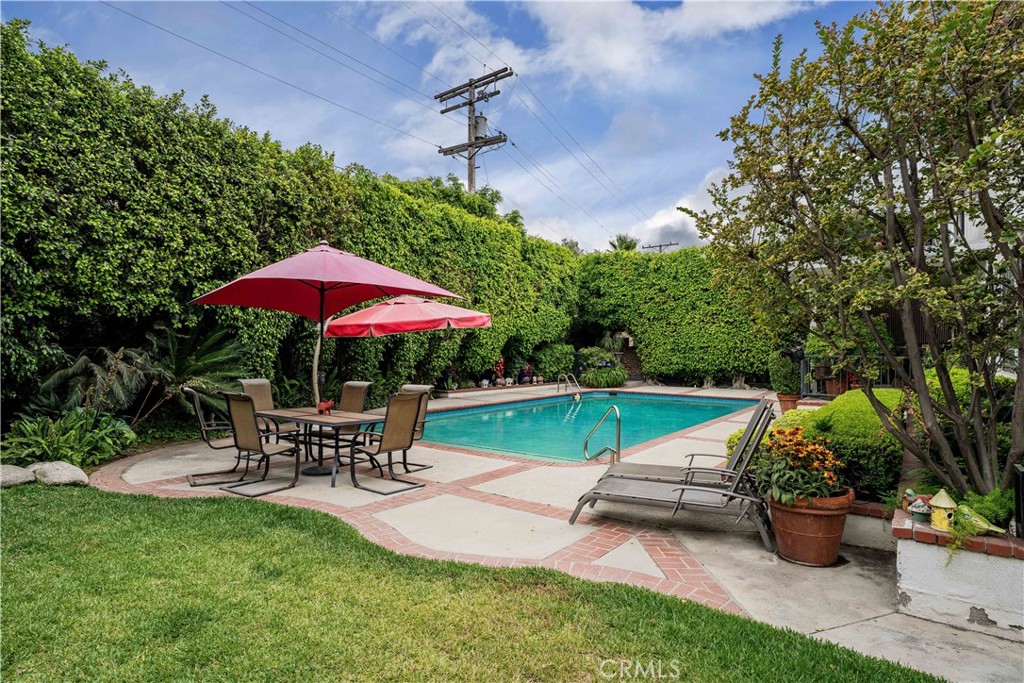 1714 Riverside Drive Glendale, CA 91201 - Photo 34 of 40