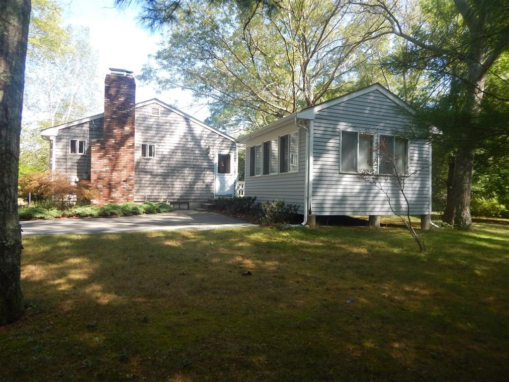 89 Bullock Road Freetown, MA 02717 - Photo 3 of 22 Gallery Image 3
