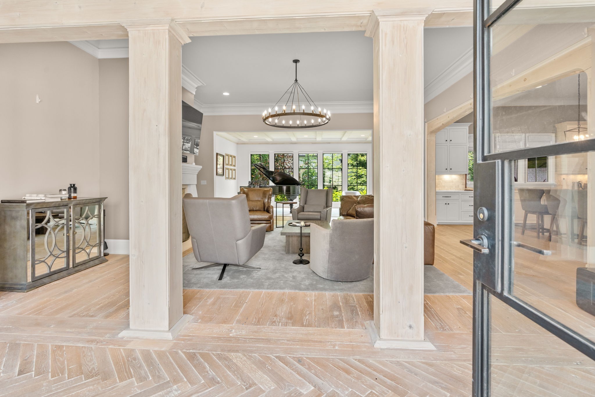 3903 Estes Road Nashville, TN 37215 - Photo 8 of 72 Gallery Image 8