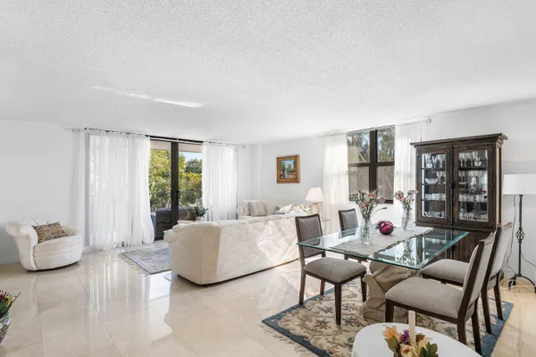 $699,000 | 4600 South Ocean Boulevard, Unit 301, Highland Beach, FL 33487