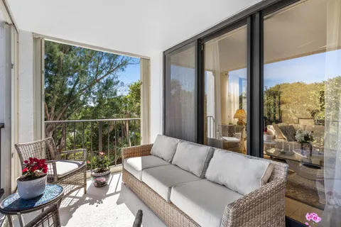 $749,000 | 4600 South Ocean Boulevard, Unit 301, Highland Beach, FL 33487