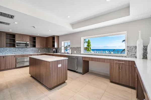 $699,000 | 4600 South Ocean Boulevard, Unit 301, Highland Beach, FL 33487