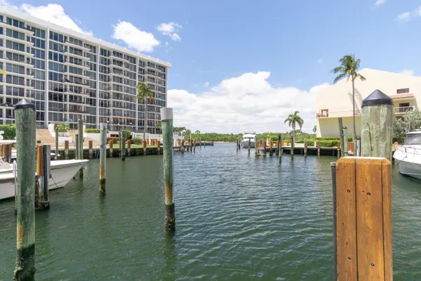 $699,000 | 4600 South Ocean Boulevard, Unit 301, Highland Beach, FL 33487
