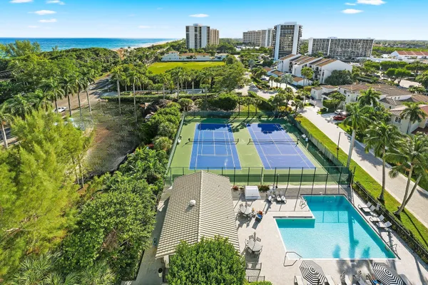 $699,000 | 4600 South Ocean Boulevard, Unit 301, Highland Beach, FL 33487