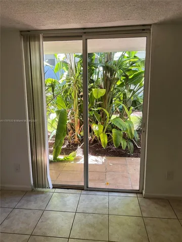 $1,825 | 1801 South Treasure Drive, Unit 102, North Bay Village, FL 33141