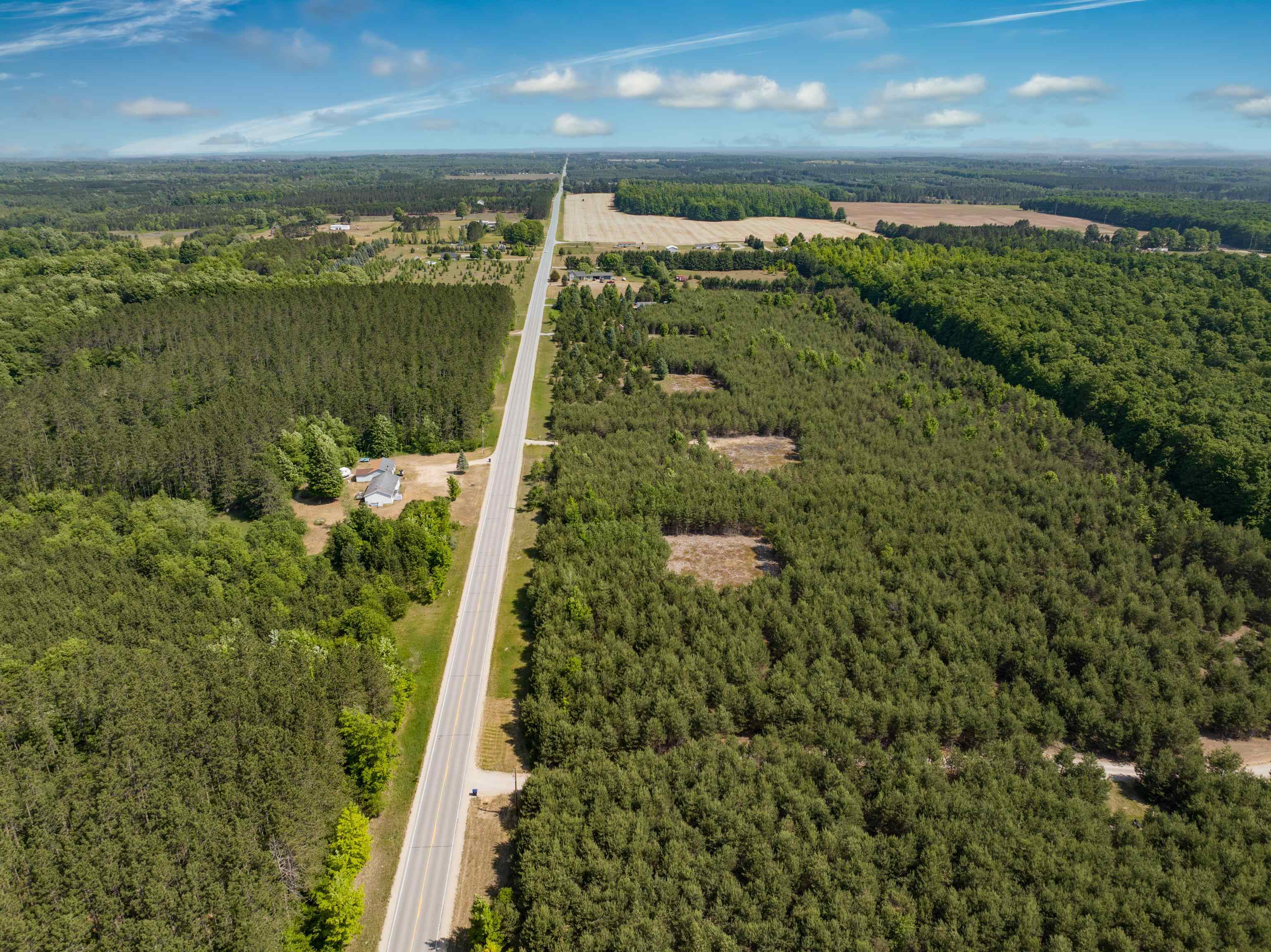 11497 Summit City Road Kingsley, MI 49649 - Photo 12 of 20