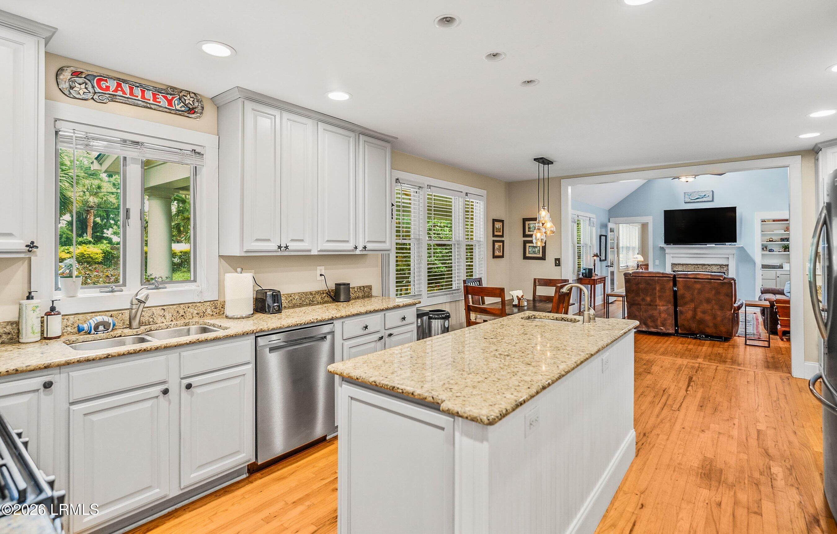 864 Ribaut Road Beaufort, SC 29902 - Photo 22 of 62 DSC02281-220-1.jpg-SMALL