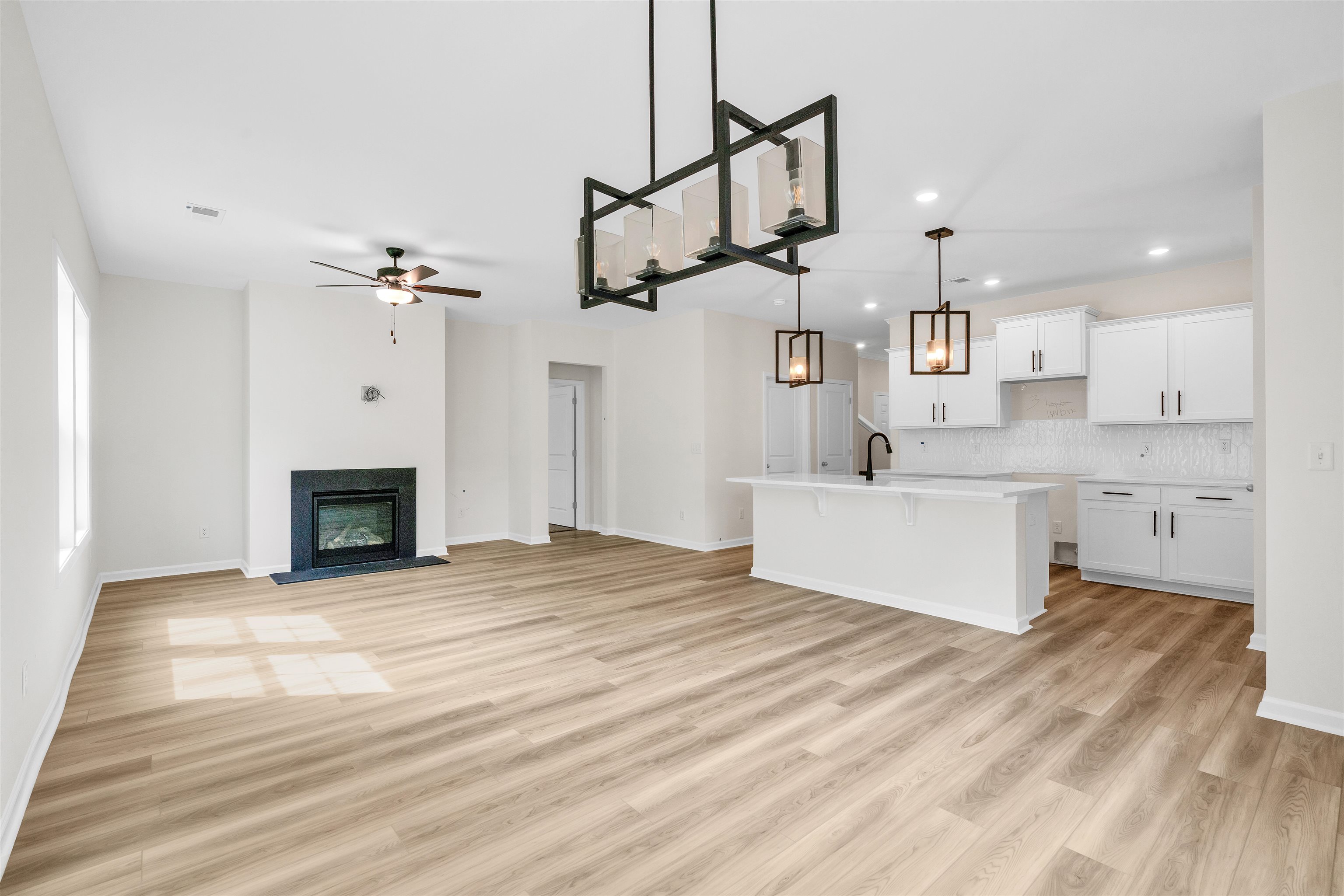 136 Hunter Ridge Drive Boiling Springs, SC 29316 - Photo 13 of 35 Gallery Image 13