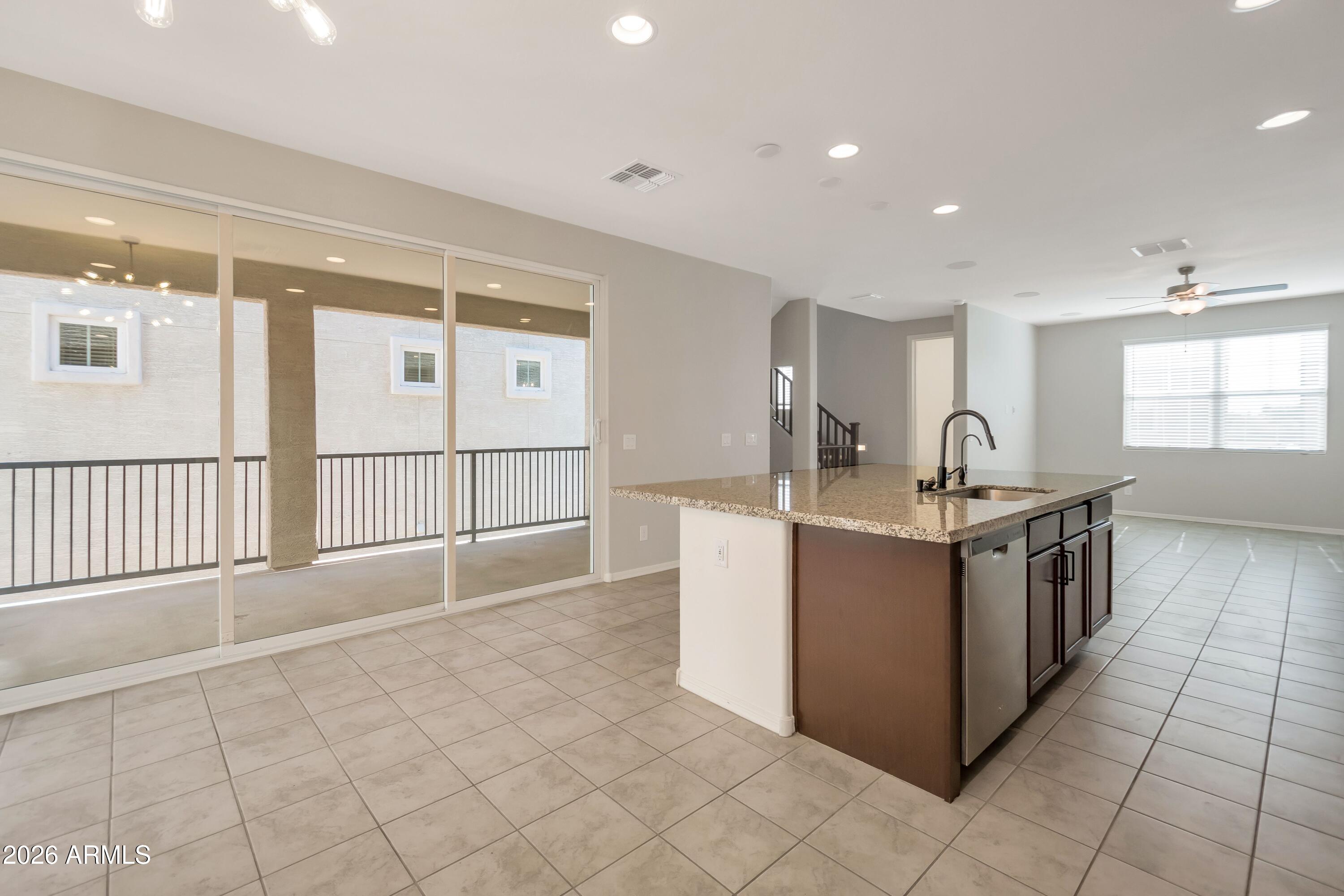 660 West Flintlock Way Chandler, AZ 85286 - Photo 4 of 15