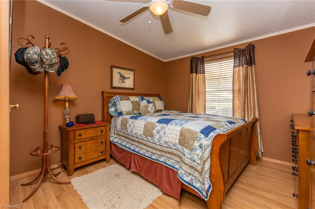 2996 Old Mountain Road Trinity, NC 27370 - Photo 12 of 31