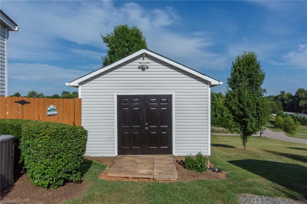 2996 Old Mountain Road Trinity, NC 27370 - Photo 27 of 31