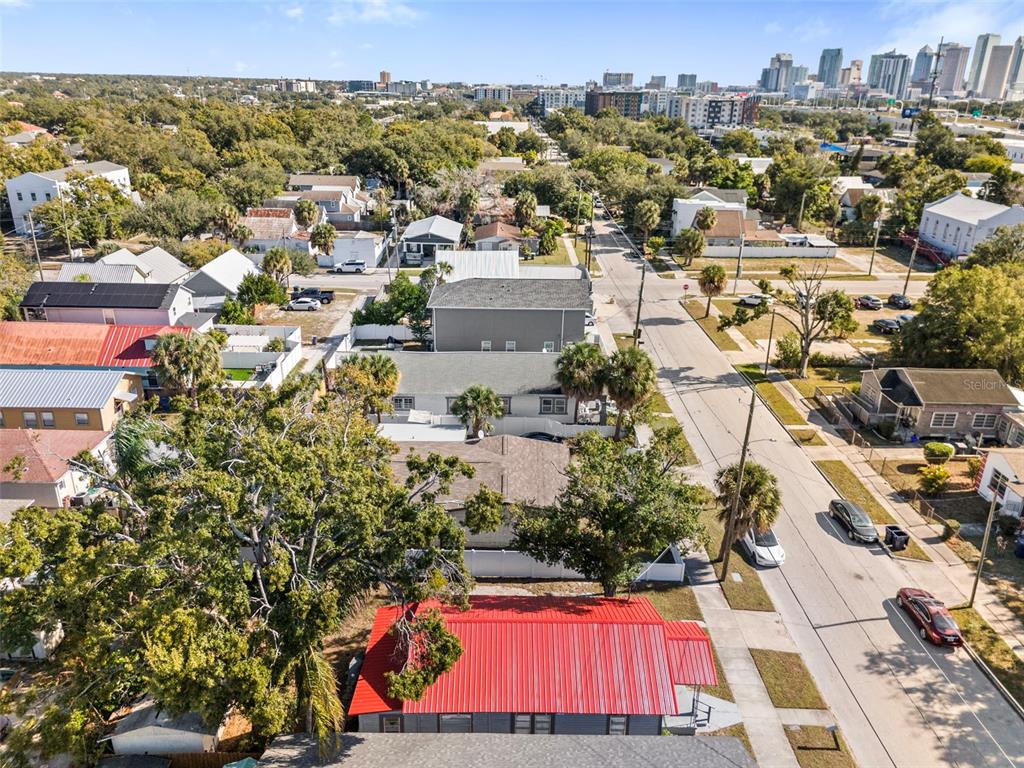 2119 West Chestnut Street Tampa, FL 33607 - Photo 29 of 33 an aerial view of residential houses with outdoor space