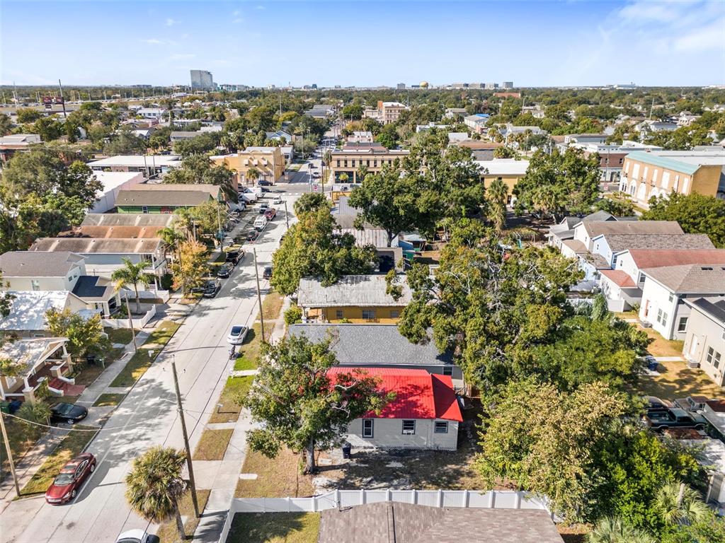 2119 West Chestnut Street Tampa, FL 33607 - Photo 32 of 33 an aerial view of residential houses with outdoor space and swimming pool