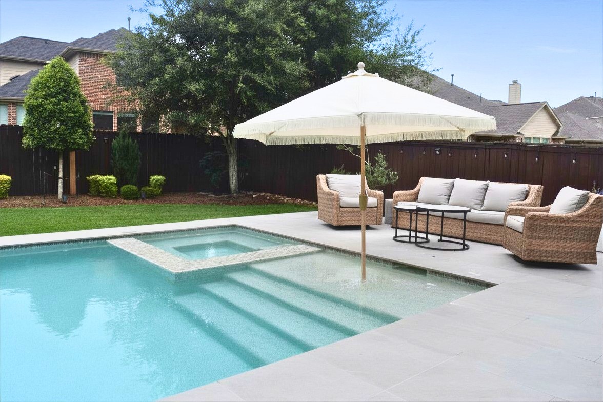 26 Winhall Place The Woodlands, TX 77354 - Photo 6 of 8 Waiting for you to make it your own!