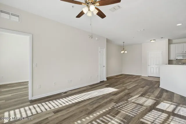 $189,900 | 11251 Campfield Drive, Unit 4107, Jacksonville, FL 32256