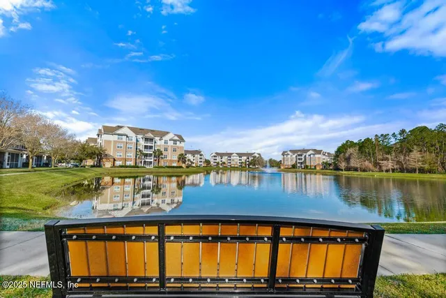 $189,900 | 11251 Campfield Drive, Unit 4107, Jacksonville, FL 32256