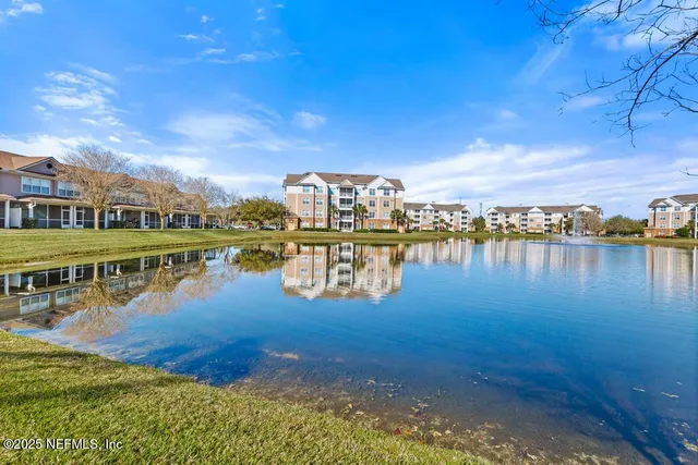 $189,900 | 11251 Campfield Drive, Unit 4107, Jacksonville, FL 32256