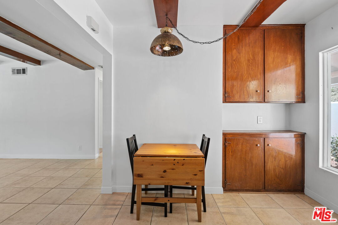 2485 Benedict Canyon Drive Beverly Hills, CA 90210 - Photo 14 of 33 a view of a hallway with seating area