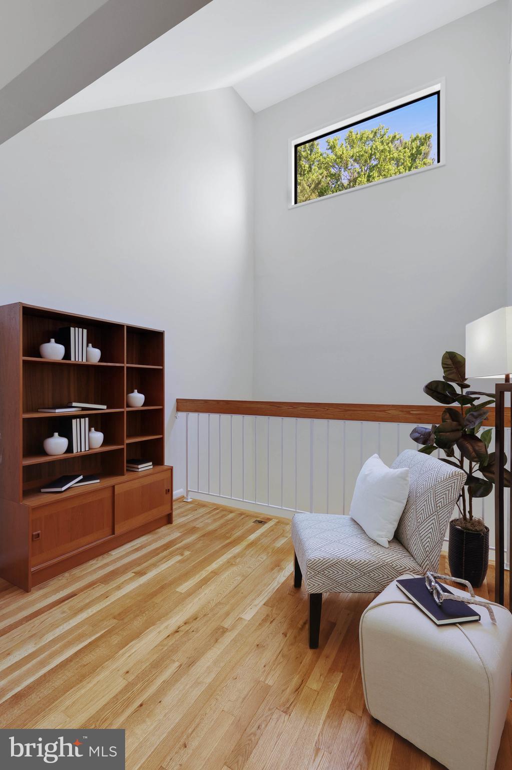 11128 Saffold Way Reston, VA 20190 - Photo 40 of 58 Clerestory Window in Sitting Area