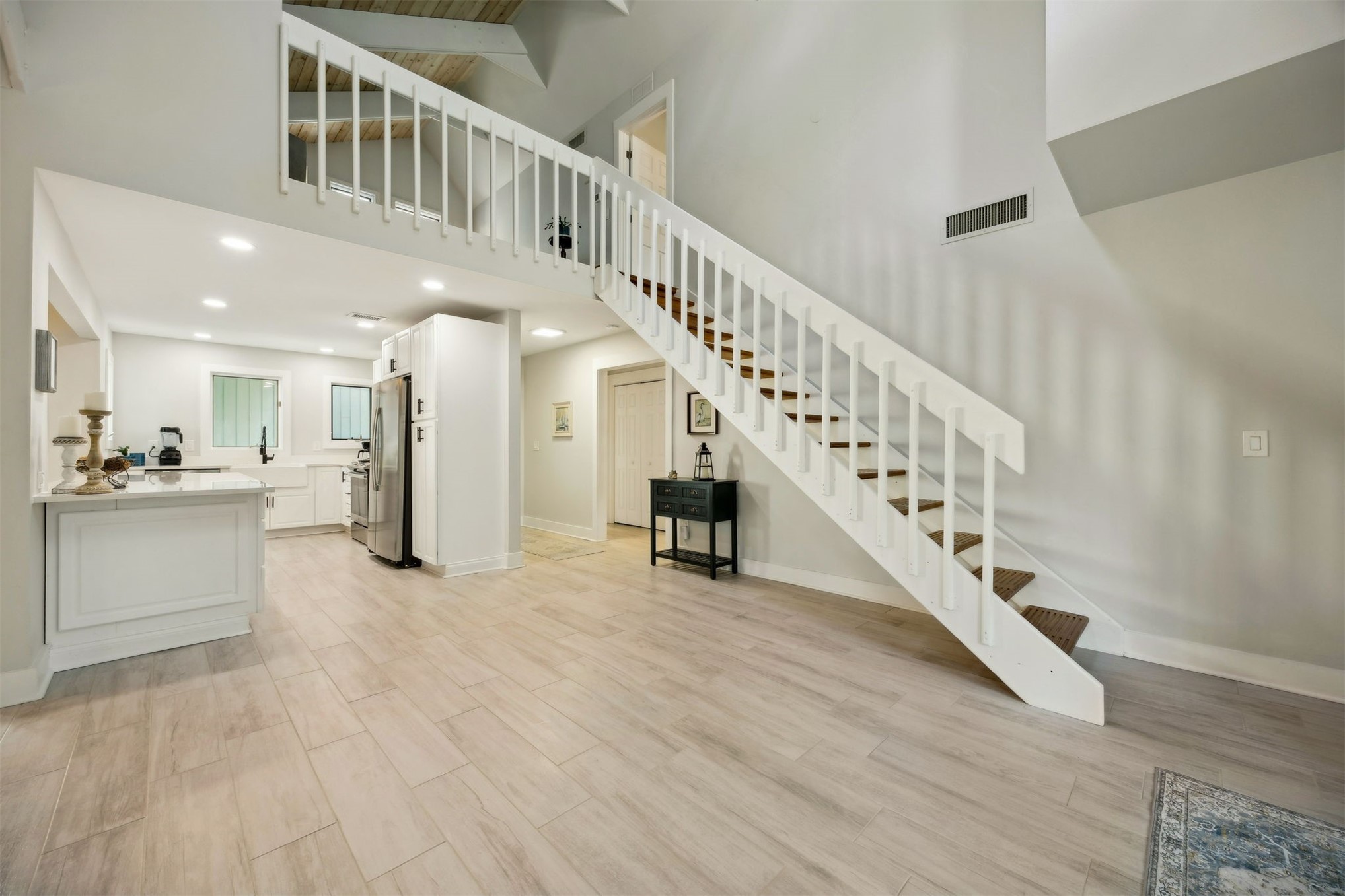22 Beachwood Road Fernandina Beach, FL 32034 - Photo 40 of 100 a view of entryway and hall with wooden floor