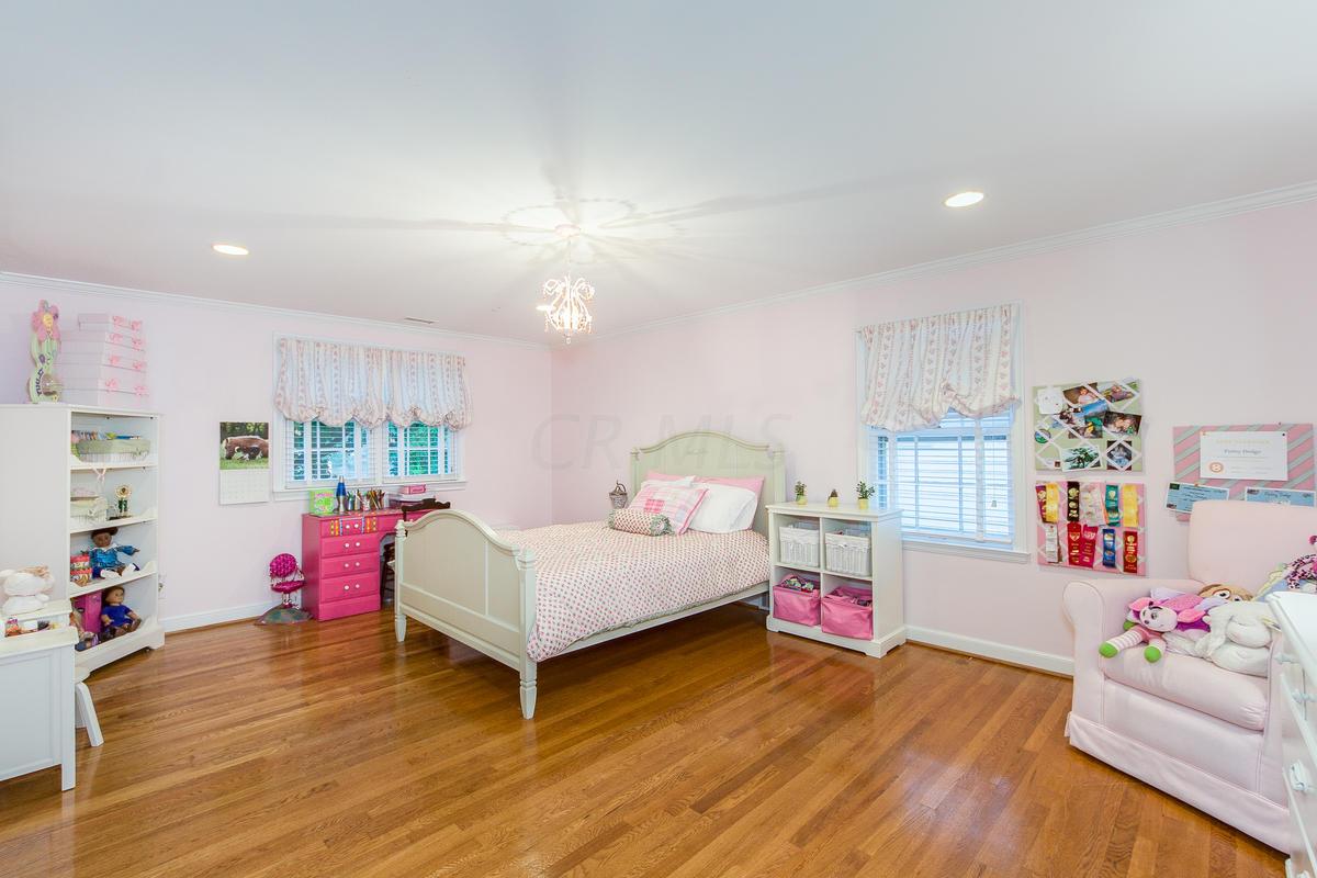 2554 Berwyn Road Columbus, OH 43221 - Photo 30 of 43