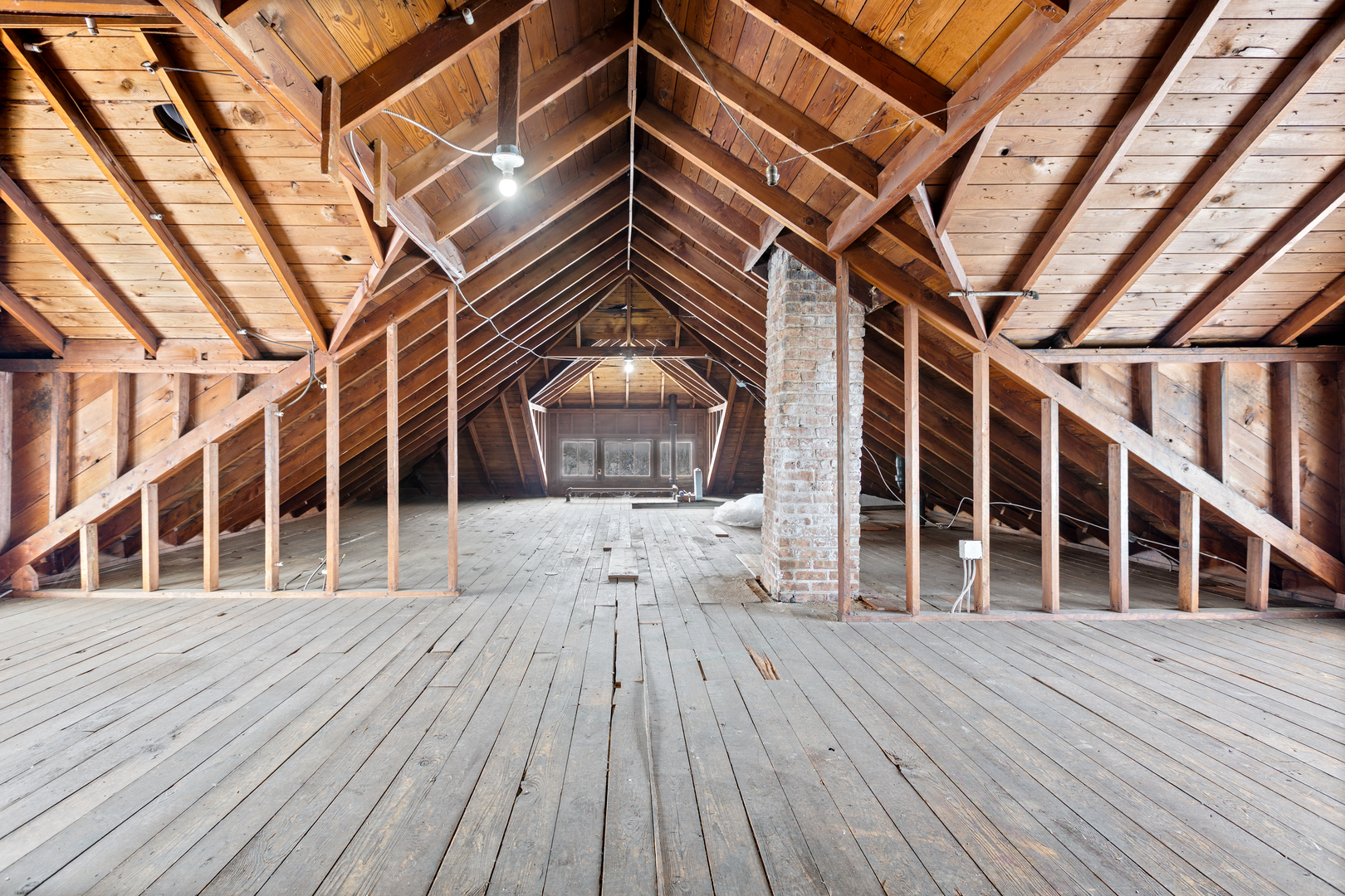 518 South Street Elgin, IL 60123 - Photo 18 of 22 a view of wooden deck