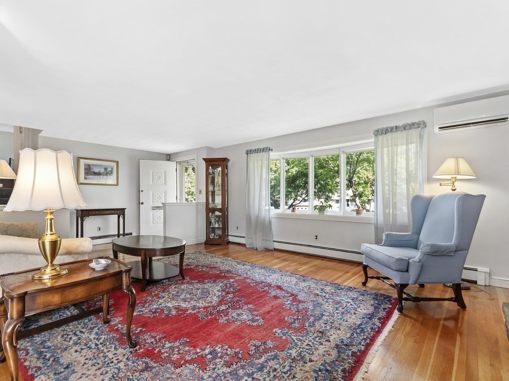 44 Beaver Brook Road Waltham, MA 02452 - Photo 5 of 38 Gallery Image 5