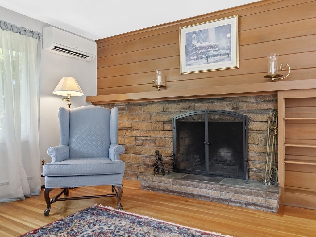 44 Beaver Brook Road Waltham, MA 02452 - Photo 9 of 38 Gallery Image 9