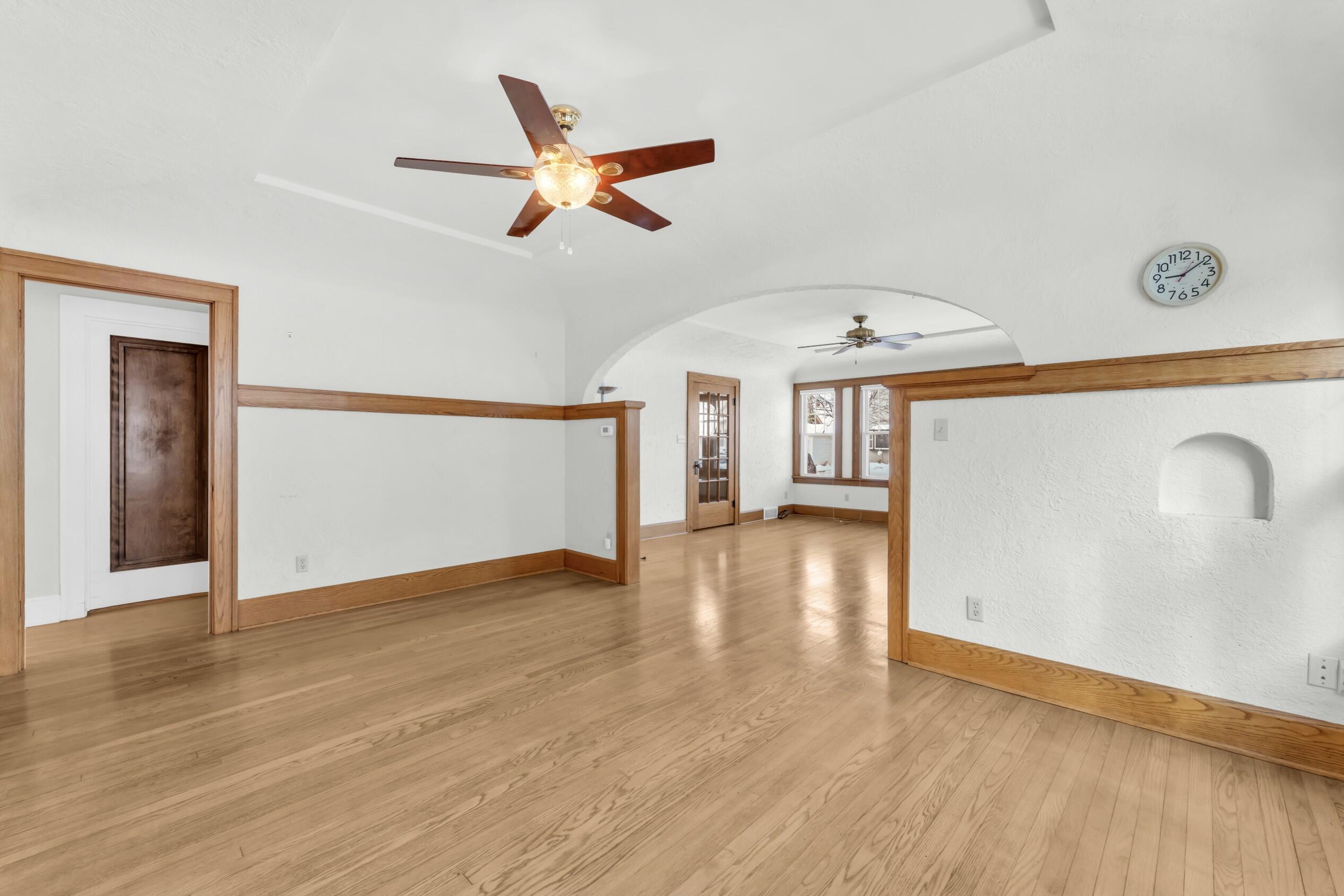 909 Augusta Street Racine, WI 53402 - Photo 13 of 56 Photo 13