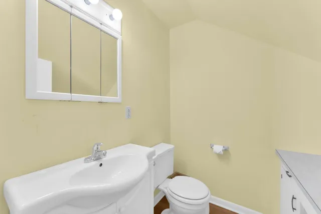 $274,900 | 909 Augusta Street, Racine, WI 53402