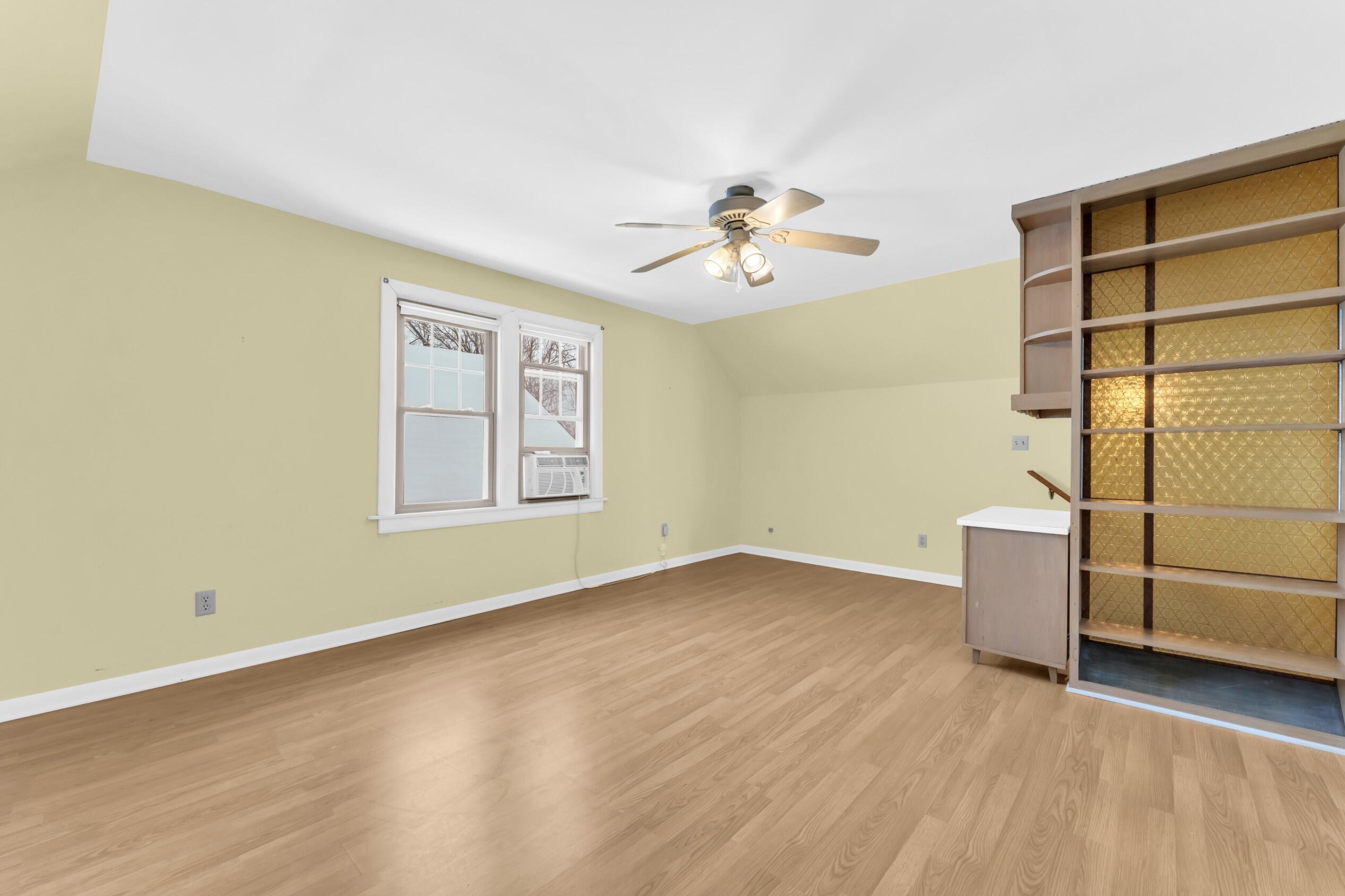 909 Augusta Street Racine, WI 53402 - Photo 32 of 56 Photo 32